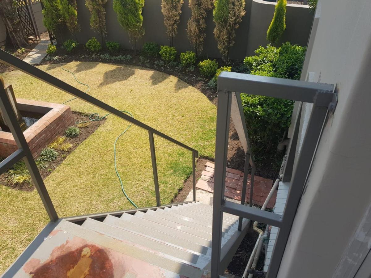Terrace Lofts Hotel Standerton Екстериор снимка