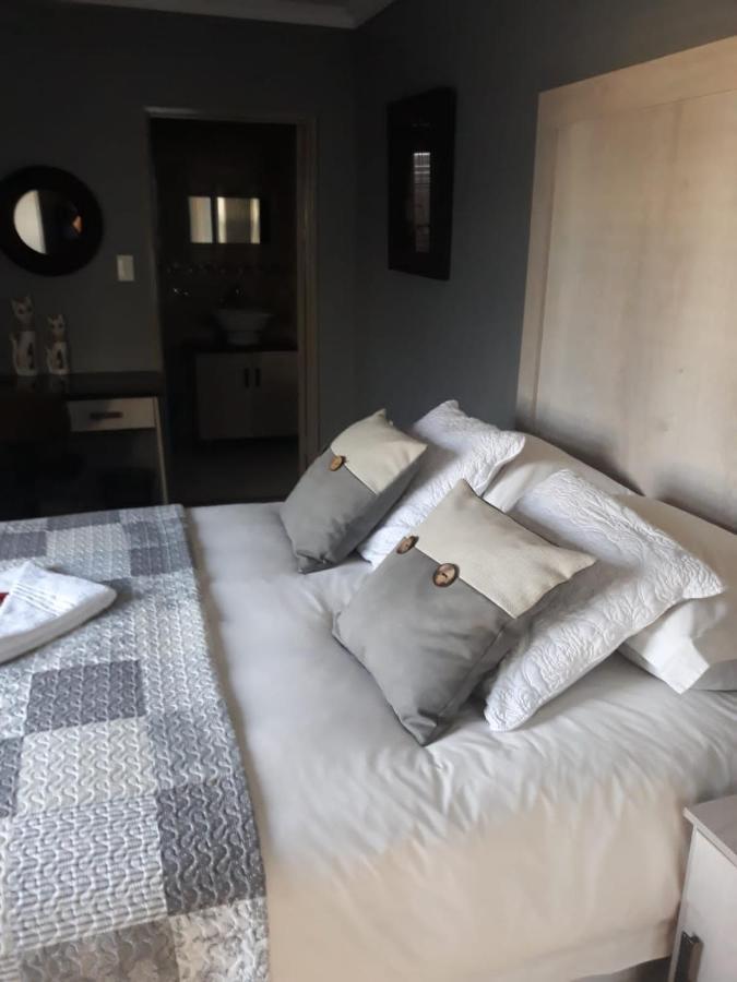 Terrace Lofts Hotel Standerton Екстериор снимка